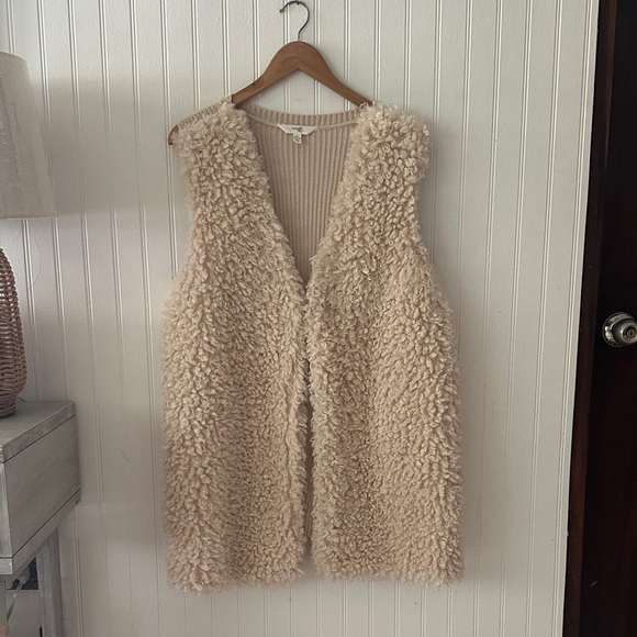 Terra & Sky Cream Faux Fur Sleeveless Open Front Vest sz 1X - Picture 4 of 9